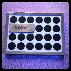 Urban Decay Gwen Stefani Eyeshadow Palette